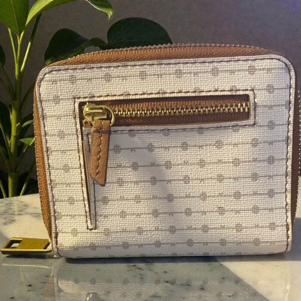 FOSSIL -  RFID Mini Multi-function - EUC - Picture 2 of 3